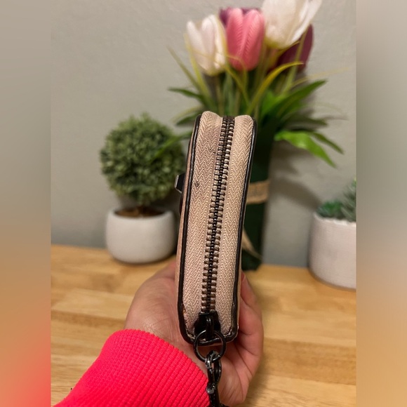 Rebecca Minkoff Tan Leather Wallet/Wristlet - Picture 9 of 13